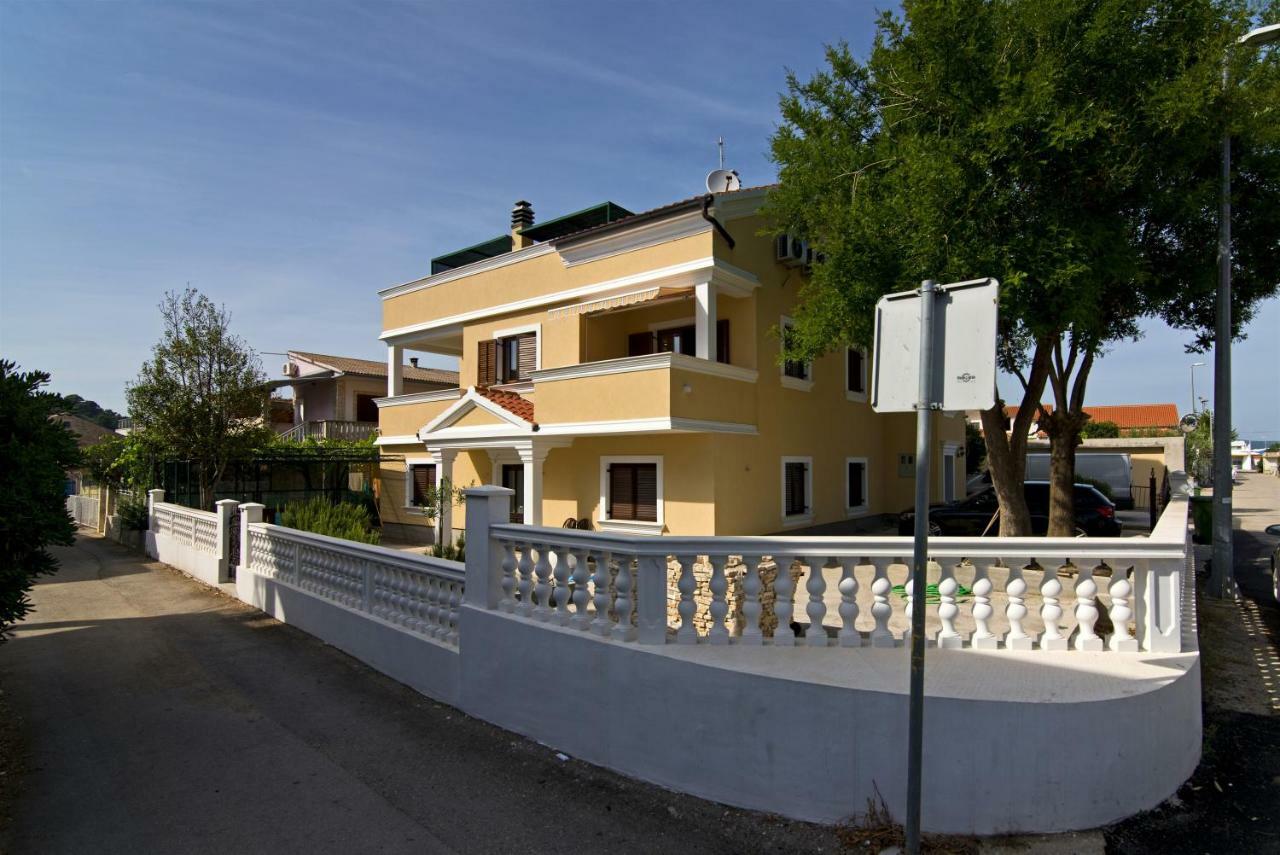 Villa Sophie Betina  Extérieur photo